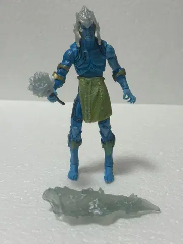 마블 유니버스 인베이전 프로스트 자이언트 피규어