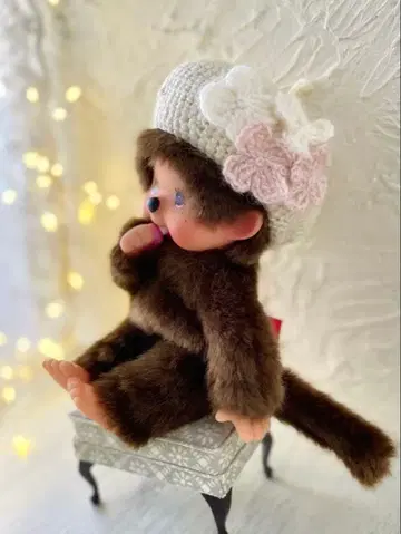 몽치치 S 사이즈 베레모 아이보리와 꽃