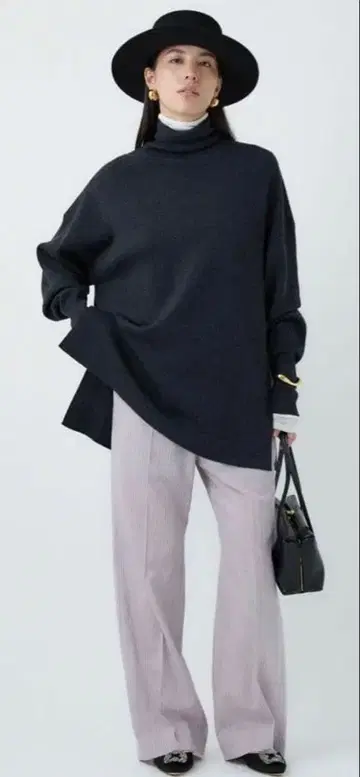 이번 시즌 chaos 카오스 시에라 울 터틀넥 니트 차콜