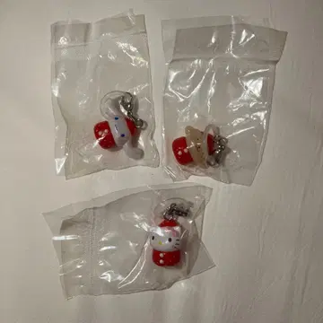 산리오 딸기 메지루시 액세서리