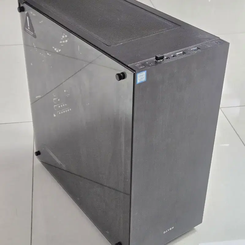 i5 9400F / GTX 1660 / 16GB 가성비 게이밍 본체