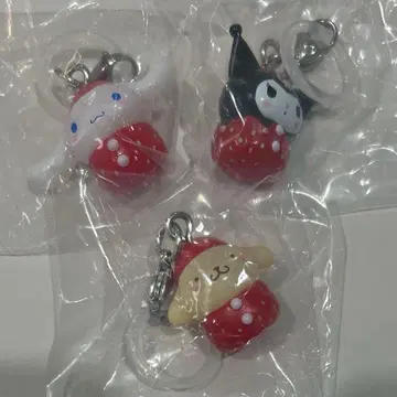 산리오 딸기 메지루시 액세서리 캡슐 토이 가챠폰 메지루시 참