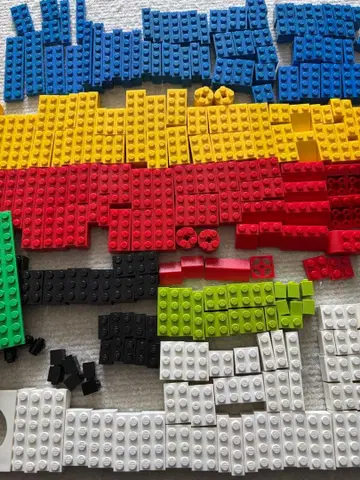 LEGO 파란색 통 내용물만