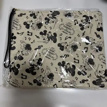 디즈니 클래식 파우치 미개봉 + 핀 배지 3개 세트 묶음 판매