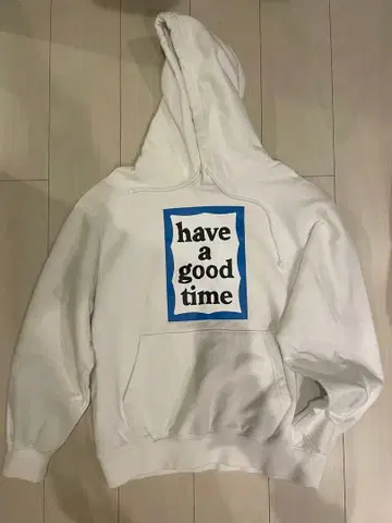 화이트 후디 have a good time