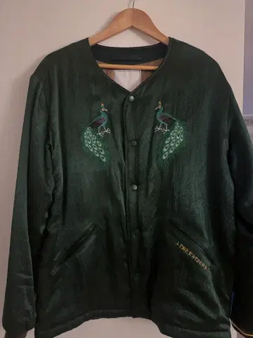 LIBERAIDERS 그린 컬러 스카잔