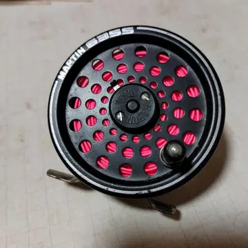 Martin Bass 플라이 릴 블랙