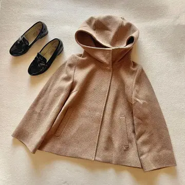 거의 새상품 INDIVI 트위드 울 후디드 숏코트