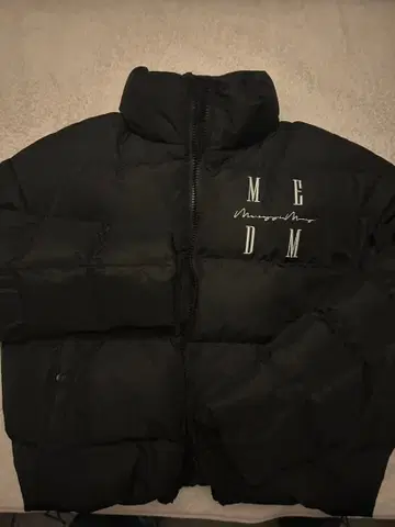 Mr Enjoy Da Money 블랙 다운 자켓