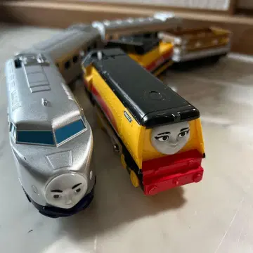 프라레일 켄지 레베카 토마스 시리즈