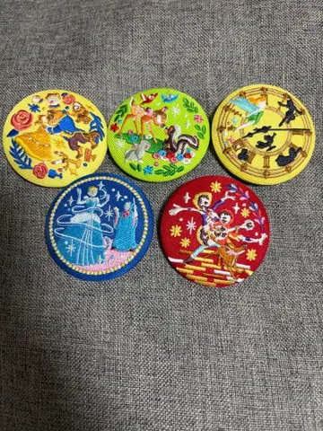 디즈니 캐릭터 자수 캔뱃지