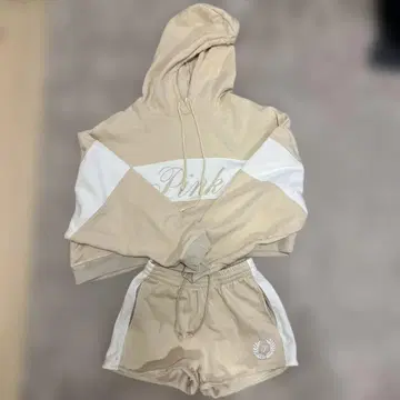 빅토리아 시크릿 후드티 & 숏팬츠