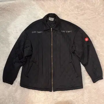 CAV EMPT 블랙 퀼팅 자켓(C.E)