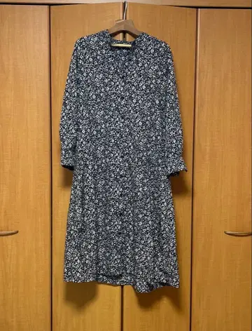 리브인컴포트 꽃무늬 원피스 MP 사이즈