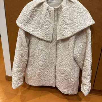 MACHATT 화이트 자켓 탑서모 퀼팅 자켓