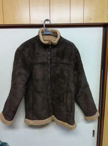 보스 점퍼 스웨이드 타입 컬러 브라운