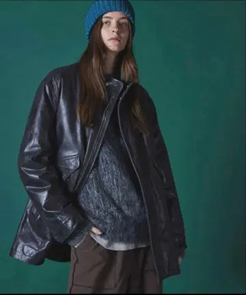 버팔로 크랙 레더 드레스