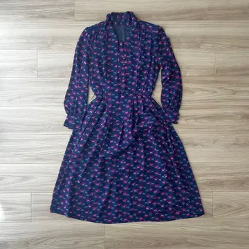 레트로 구제 의류 롱 원피스 리본 타이 싸개 버튼 깔끔한