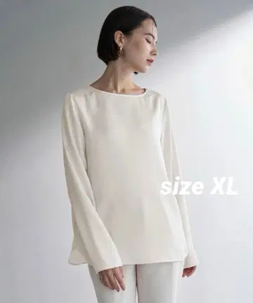 새상품급 UNFILO 안피로 새틴 레이어드 블라우스 화이트 XL