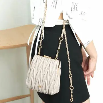 치코 chico 숄더백 가마구치 퀼팅 백