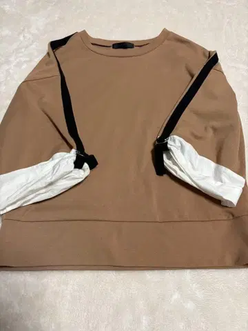 SCOT CLUB 카멜 트레이닝복 화이트 소매 악센트 라인