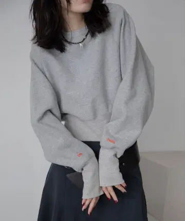 [ 새상품급 ] VACANCY 로고 자수 숏 기장 트레이닝복 그레이