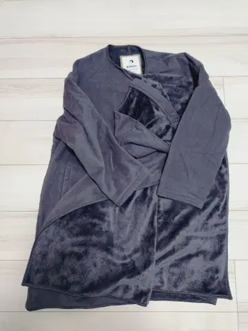 그레이 롱 가디건 버튼 포함 코니 Konny