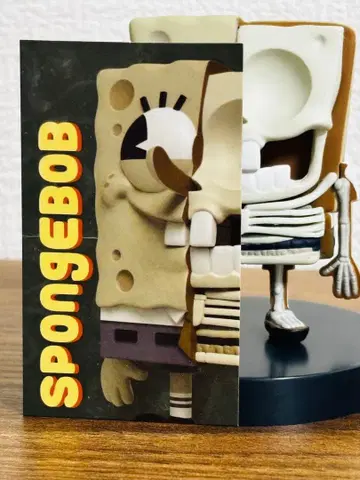 스펀지밥 하프 스켈레톤 피규어 mighty jaxx