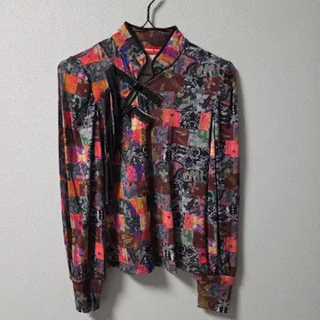 비비안 탐 패치워크 패턴 긴팔 블라우스