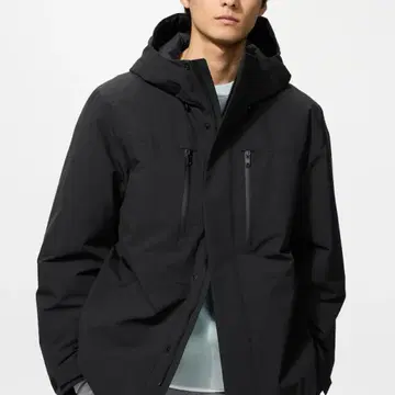 UNIQLO 하이브리드 다운 파카 블랙