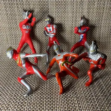 울트라맨 피규어 6체 세트