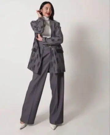 amateras 아마테라스 여성용 그레이 슬랙스 수트