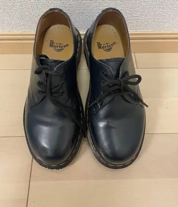 닥터마틴 3홀 슈즈 네이비 22cm