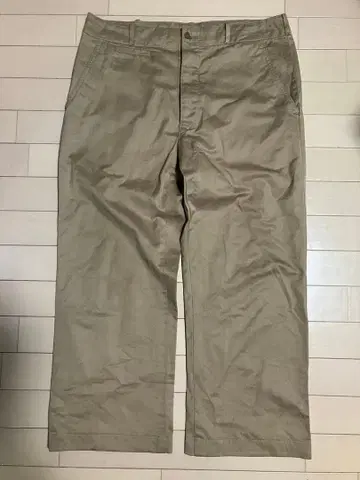 빈티지 베이지 치노 팬츠 5개 버튼