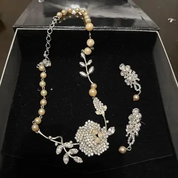 플라워 모티브 목걸이 귀찌 세트