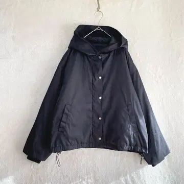 KBF/후드 부착 충전솜 점퍼/집업 루즈핏 블랙