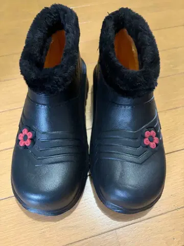 미사용 새상품 블랙 숏부츠