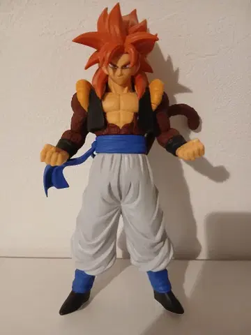 드래곤볼 피규어 꼬리 포함