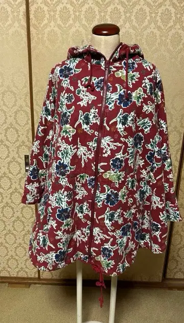 드럭 스토어즈 판초 망토