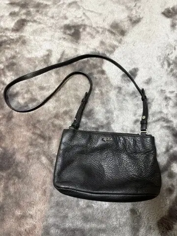 아네스베 숄더백