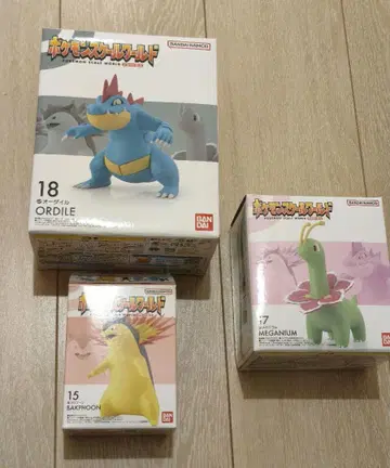 포켓몬 스케일 월드 조토 삼인방 번치코 메가니움 장크로다일