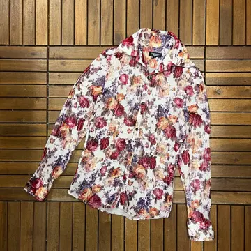 TORNADO MART 꽃무늬 주름 가공 긴팔 셔츠