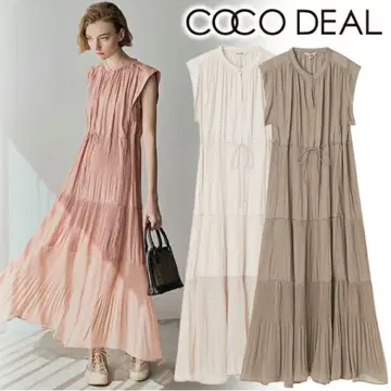 COCODEAL 코코딜 플리츠 티어드 슬리브리스