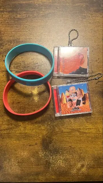 마카로니 연필 굿즈 재킷 사진 키링 러버 밴드