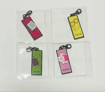 정어리와 호랑가시나무 메탈 참 4개 세트