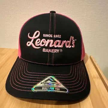 레너즈 베이커리 메쉬 캡 Leonard's bakery 핑크