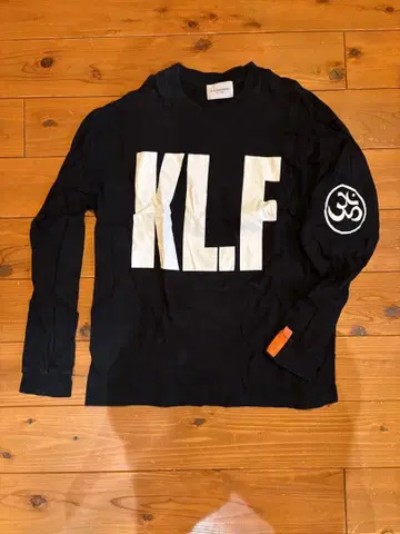 BLACKWEIRDOS KLF 로고 긴팔 T셔츠