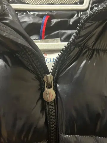 MONCLER 몽클레 블랙 다운 자켓