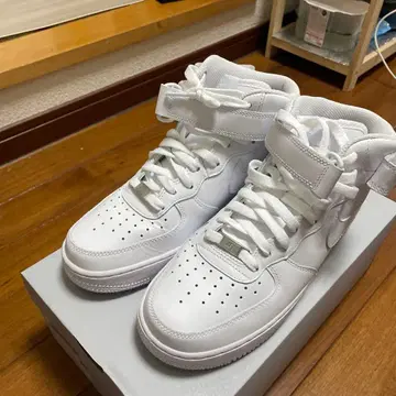 에어포스 1 미드