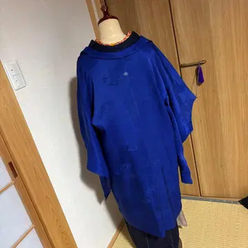 koko님 로얄 블루 문장 기모노 긴 겉옷(^^)